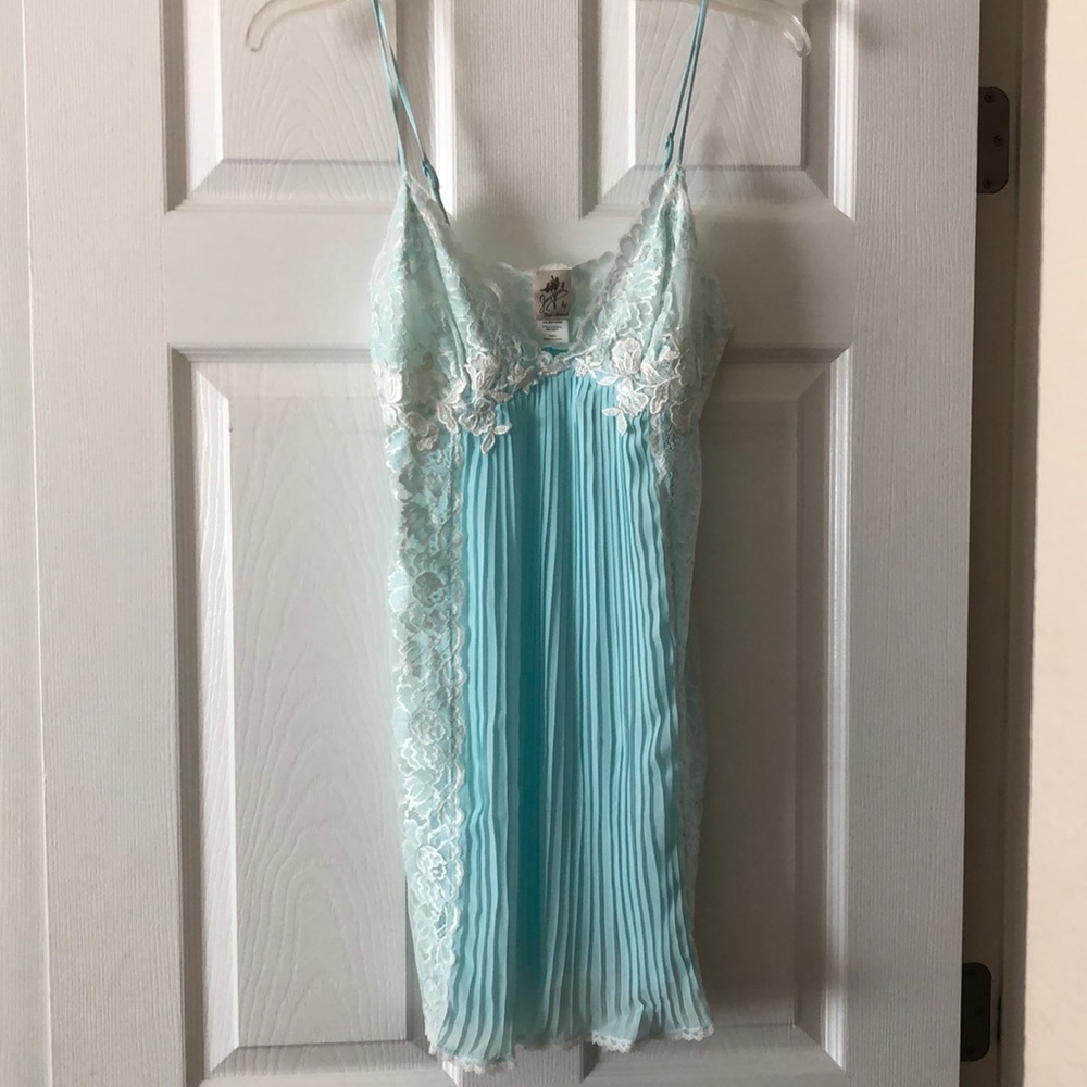 Jonquil by Diane Samandi chemise